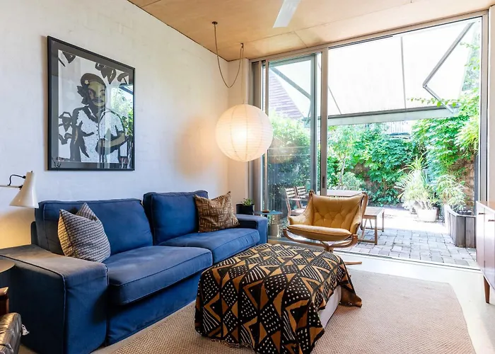 Stylists Light-Filled Newtown Family Home